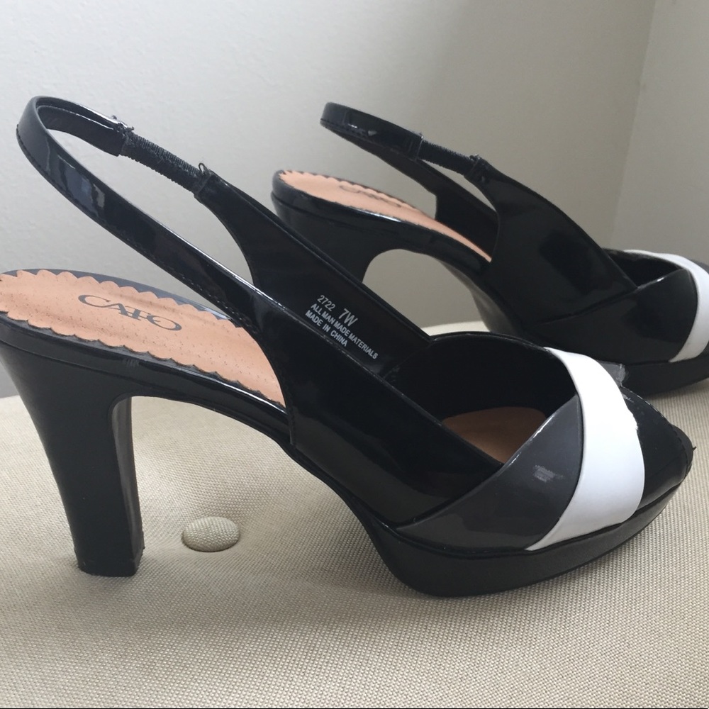 Black heels with white and grey detail Size 7